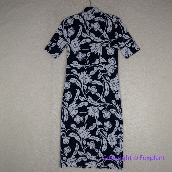 New! White House Black Market Matte Jersey Ruched Tie-Front Midi Dress, size 6 - Picture 11 of 16